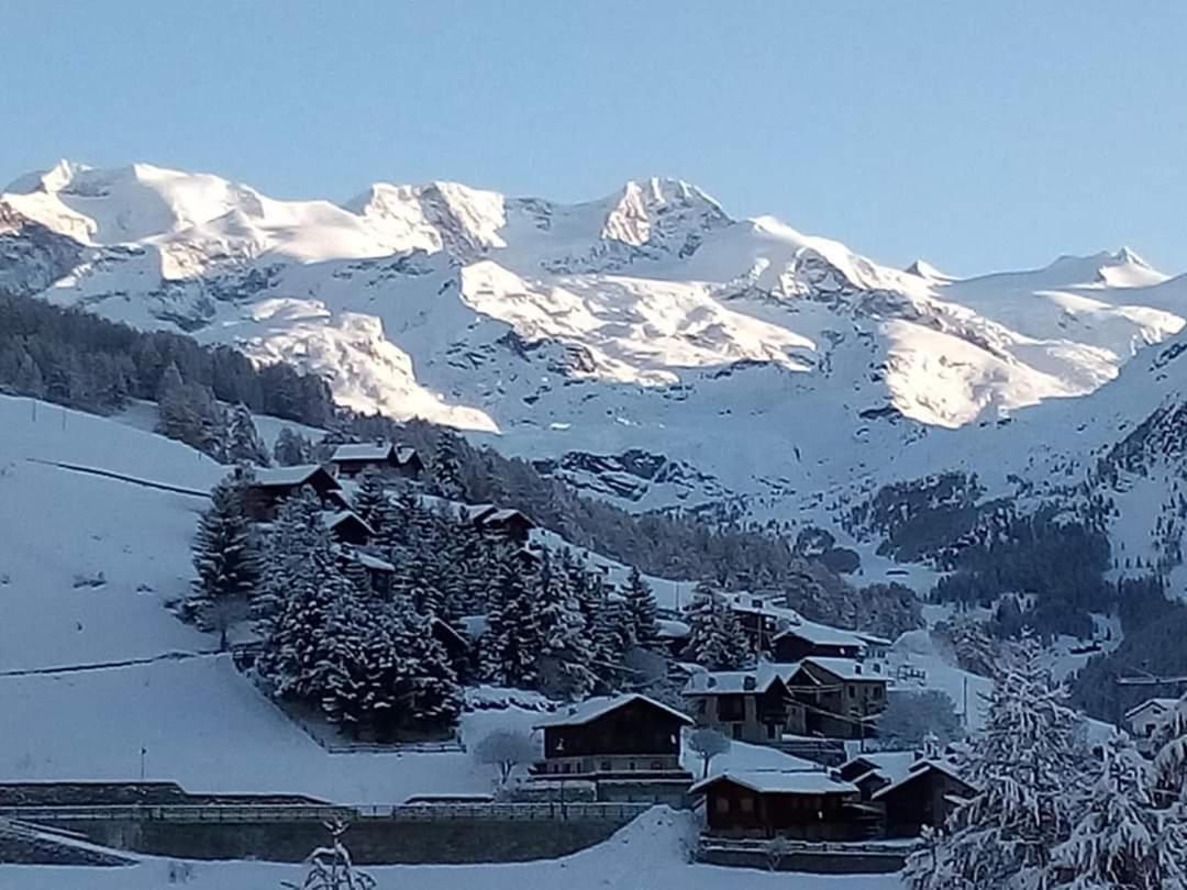 Piccola Residenza Apartment Champoluc Bagian luar foto